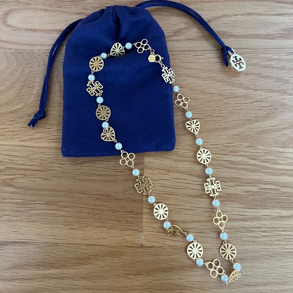 Tory Burch Britten Pearl Cut Out Necklace